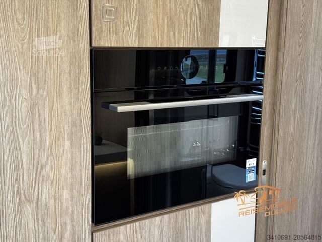 Kamper zintegrowany MORELO Grand Empire 110 GSB Mercedes-Benz Actros 1846 L