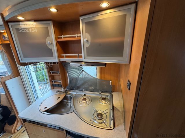 Integriertes Wohnmobil DETHLEFFS I-6611 Globebus Advantage Einzelbetten Solar