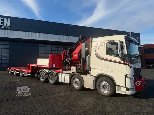 Vrachtwagen met kraan Volvo FH 540 8x4 HMF 9520-K7 + JIB FJ2200-K6
