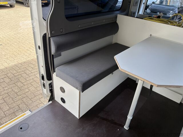 Stasjonsvogn med høyt tak Renault Master T35 2.3 dCi L2H2 18158 km origineel!! BT...