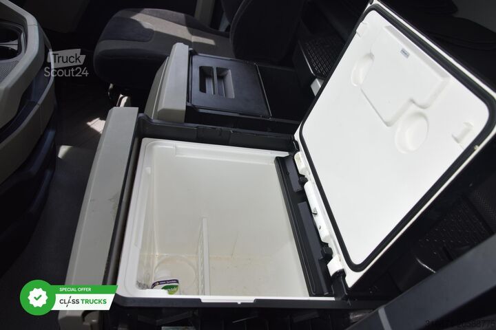 Standardowy ciągnik siodłowy MAN TGX 18.470 GX