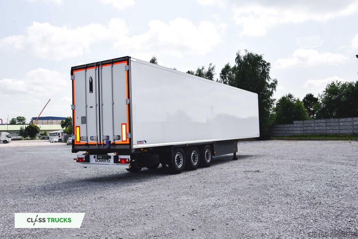Semiremorcă frigorifică SCHMITZ CARGOBULL SKO FP 45 ThermoKing SLXi 300