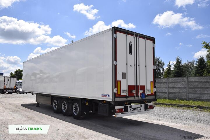 Semiremorcă frigorifică SCHMITZ CARGOBULL SKO FP 60 ThermoKing SLXi 300