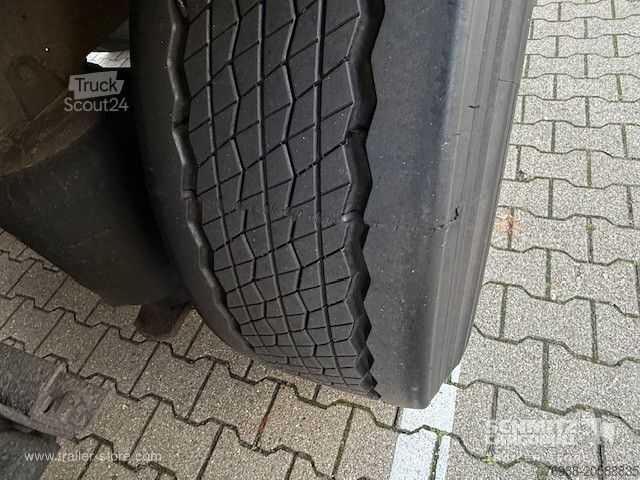 Semirimorchio con telone Schmitz Cargobull Curtainsider Standard