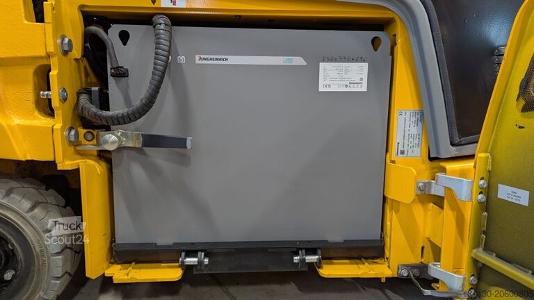 Voorlader vorkheftruck Jungheinrich EFG 320 GE115-350ZZ