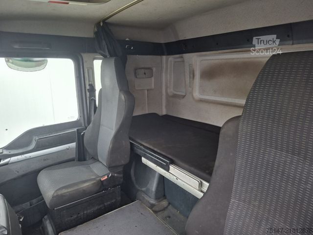 Dubă cu caroserie tip cutie MAN TGL 8.180 4x2 BL L-Haus 1 Liege AHK Koffer LBW