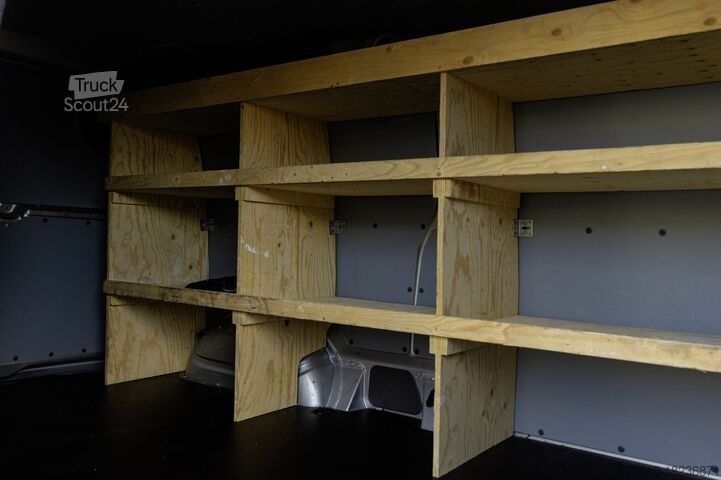 Furgoneta con caja Volkswagen Transporter T6.1 2.0TDI | L2H1 | Airco | Cruise...