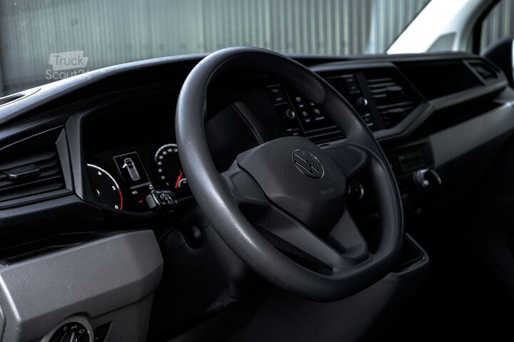 Furgoneta con caja Volkswagen Transporter T6.1 2.0TDI | L2H1 | Airco | Cruise...