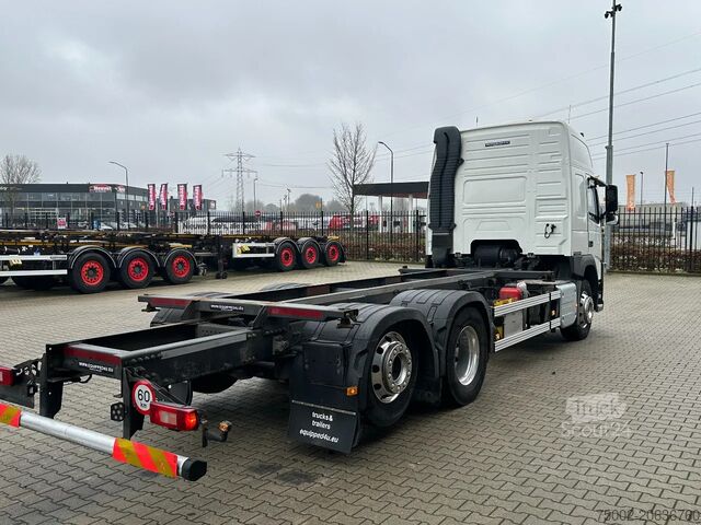 Šasija sa taksijem Volvo FM 380 Globetrotter 6x2, ADR (FL, AT, OX), LIFT...
