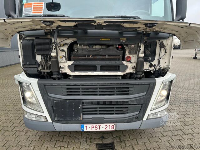 Šasija ar kabīni Volvo FM 380 Globetrotter 6x2, ADR (FL, AT, OX), LIFT...