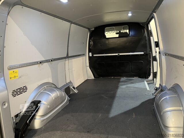 Panel van Volkswagen Transporter 2.0 TDI L2H1 150 PK Automaat / Euro...