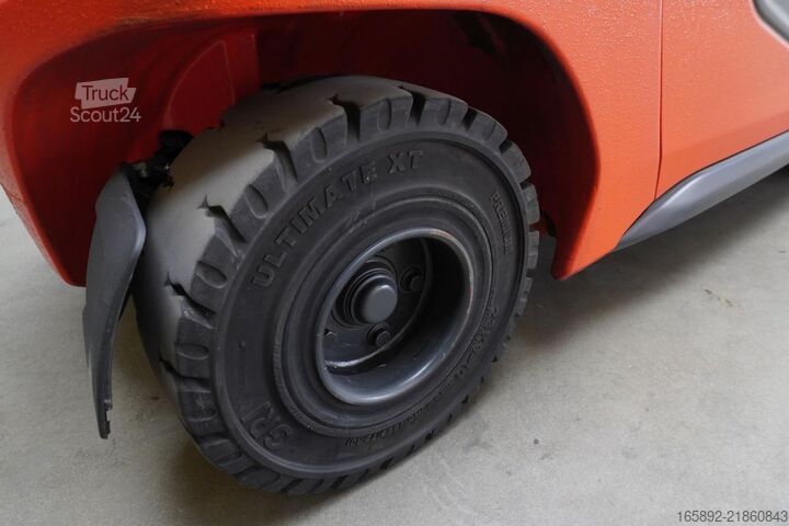 رافعة شوكية Linde H 30 D 1202