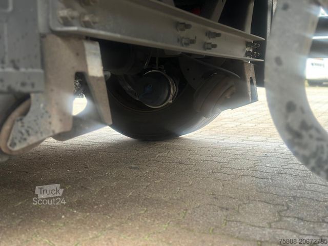 Atvira puspriekabė su tentu SCHMITZ CARGOBULL SCB S3T Mega Hubdach Edscha Liftachse