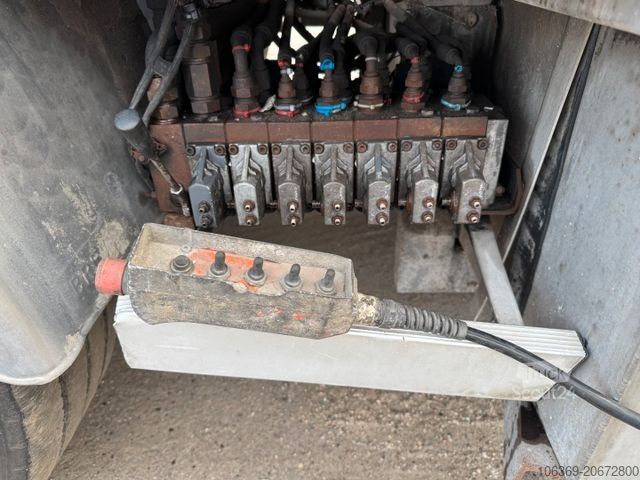 Вакуумная автоцистерна SCANIA R450 4x2 Euro 6 Disab Centurion LN20 Sauglader