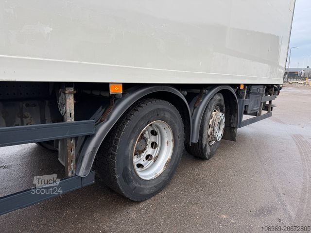 Jäähdytysrekka VOLVO FM330 6x2*4 Carrier Supra 1250 Mt 9,9m (defekt f