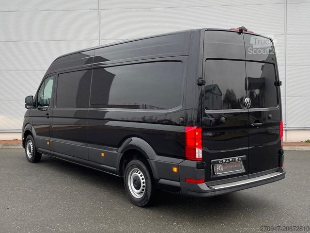 Ван с висока покривка VOLKSWAGEN Crafter Kasten 35 L4H3 NAVI DAB PDC KAMERA