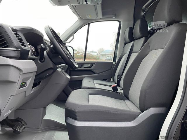 Ван с висока покривка VOLKSWAGEN Crafter Kasten 35 L4H3 NAVI DAB PDC KAMERA