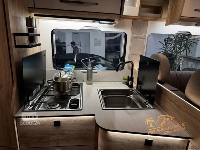 Polointegrovaný obytný vůz EURAMOBIL Profila RS 675 SB Luft Lithium Markise RFK