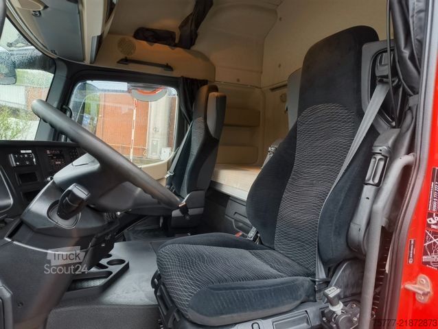 Стандартний тягач MERCEDES-BENZ Actros 18-48 Stream Space-MP4-Retarder-Hydraulik