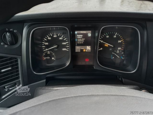 Стандартний тягач MERCEDES-BENZ Actros 18-48 Stream Space-MP4-Retarder-Hydraulik