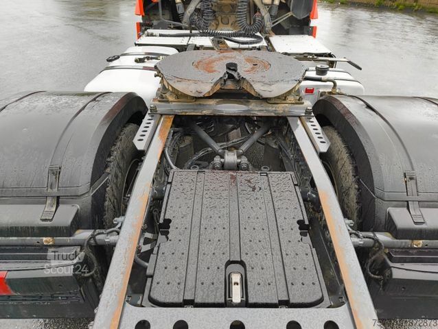 Стандартний тягач MERCEDES-BENZ Actros 18-48 Stream Space-MP4-Retarder-Hydraulik