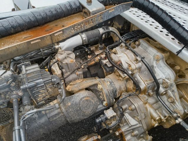 Стандартний тягач MERCEDES-BENZ Actros 18-48 Stream Space-MP4-Retarder-Hydraulik
