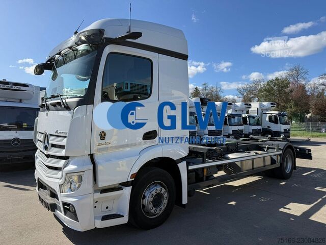 Châssis de camion MERCEDES-BENZ ACTROS 1840 L 6-Sitzer BDF-Fahrgestell 7,45 m