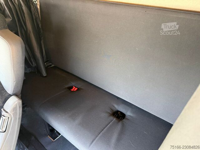 Châssis de camion MERCEDES-BENZ ACTROS 1840 L 6-Sitzer BDF-Fahrgestell 7,45 m