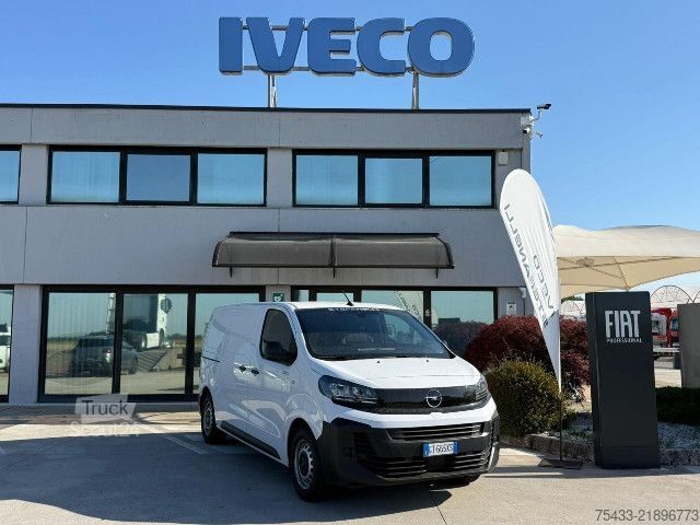 Furgão de painéis Opel VIVARO 2.0 145CV L2H1