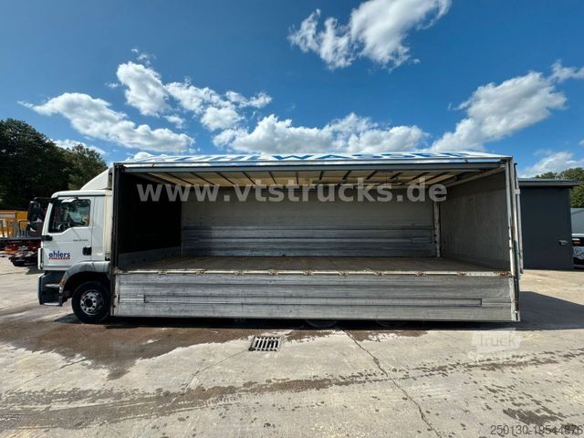 Samochód do przewozu napojów MAN TGM 22.250 Getränkewagen mit Ladebordwand Euro6