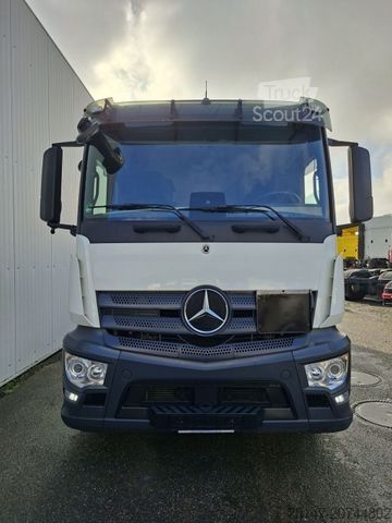 Farligt gods lastbil MERCEDES-BENZ 1840 LS Actros MP5 Classic Space ADR / Gefahrgut