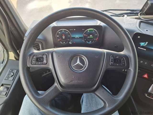 Farligt gods lastbil MERCEDES-BENZ 1840 LS Actros MP5 Classic Space ADR / Gefahrgut