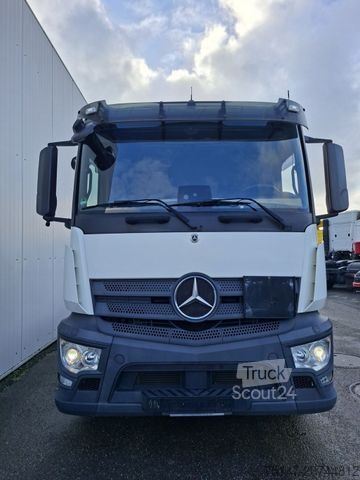 Farligt gods lastbil MERCEDES-BENZ 1840 LS Actros 4x2 Classic Space ADR / Gefahrgut