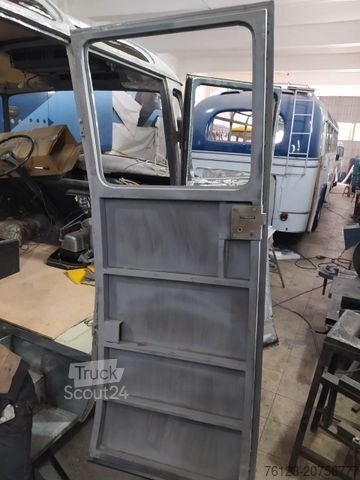 Μίνι λεωφορείο MERCEDES-BENZ Vorgänger Sprinter O 319 Samba mit Faltdach AC