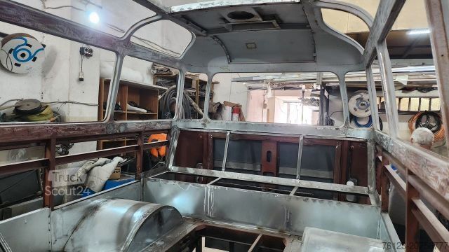 Μίνι λεωφορείο MERCEDES-BENZ Vorgänger Sprinter O 319 Samba mit Faltdach AC