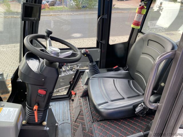 Radlader inkl Tieflader + großes Zubehör Berger Kraus Radlader/Teleskoplader BK810T *KUBOTA*