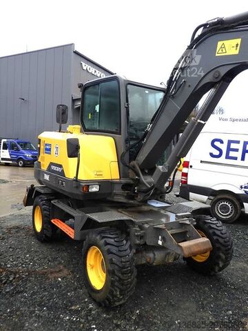 Escavatore gommato Volvo EW 60 E