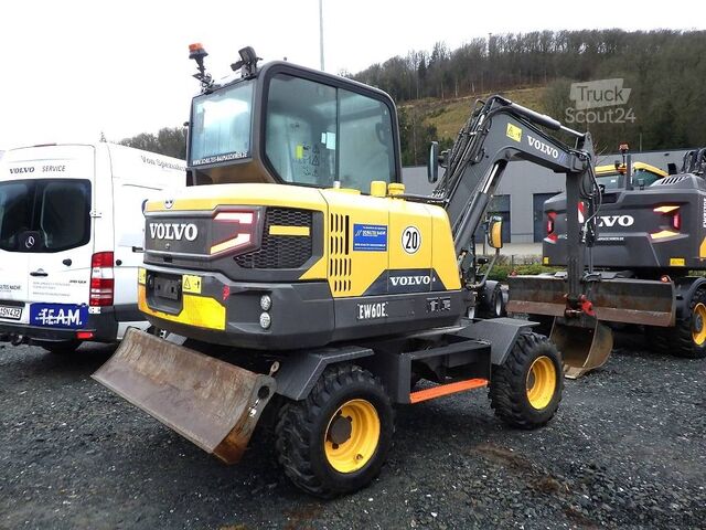 Tekerlekli ekskavatör Volvo EW 60 E