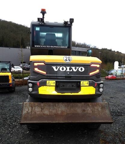 Escavatore gommato Volvo EW 60 E