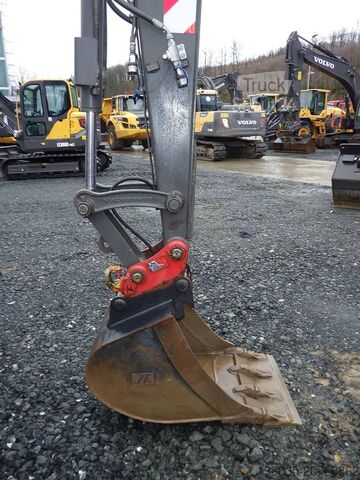 Escavatore gommato Volvo EW 60 E