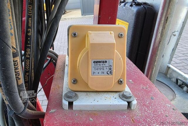 Mafsallı teleskopik çalışma platformu Hinowa Goldlift 14.70IIIS Hybrid Diesel-230V, 14m Working