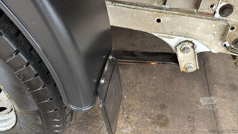 Kovček Citroën Jumper (3.0L / 180PS / EURO 5 / N1 / BELGIAN VAN)