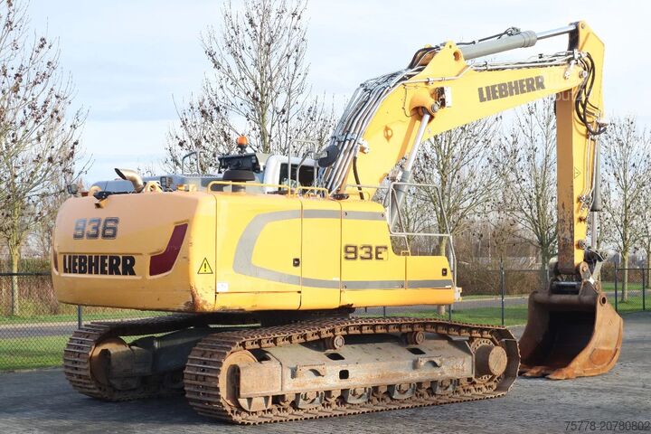 Goseniški bager Liebherr R936 LC | QUICK COUPLER | BUCKET