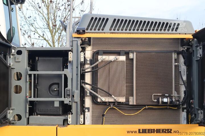 Goseniški bager Liebherr R936 LC | QUICK COUPLER | BUCKET