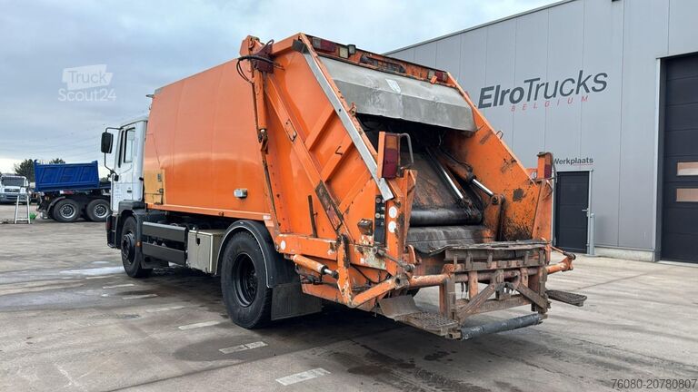 Camion d'enlèvement des ordures ménagères MAN 18.285 (GARBAGE TRUCK / TOP CONDITION / 6 CYLIN...