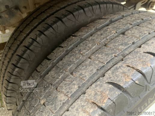 Mercedes-Benz SPRINTER 512D - 4X2 VARIO Mercedes-Benz SPRINTER 512D - 4X2 VARIO