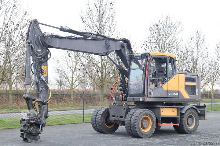 Escavatore gommato Volvo EW160 E | OILQUICK | ROTOTILT | DAMAGE / WORKIN...