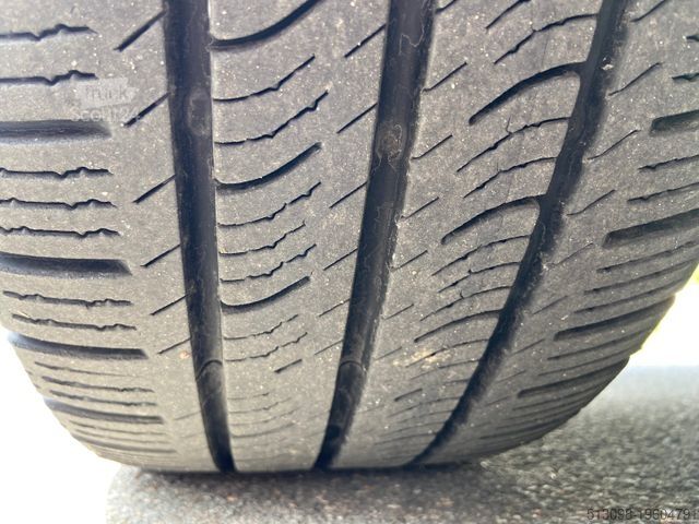Furgão de teto alto VOLKSWAGEN CRAFTER 2,0 TDI 4 MOTION LED SHZ NAVI KLIMA