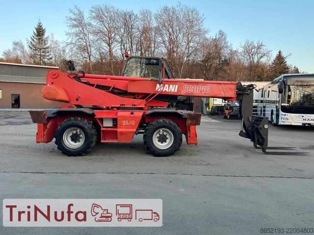 Manipulador telescópico MANITOU MRT 1635 | Teleskop | Drehbar/Roto | 4x4x4 |