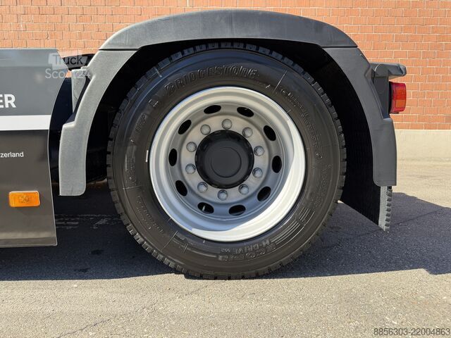 Zapreminski vučni traktor Designwerk Mid Cab 4x2T X-Low 340 kWh